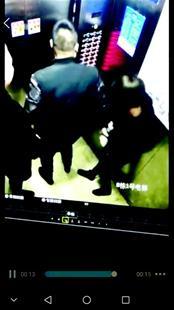 男子发监控视频爆料,引发网友热议  第2张